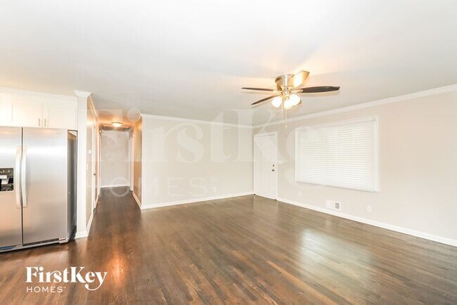 Building Photo - 1089 Azalea Cir NE