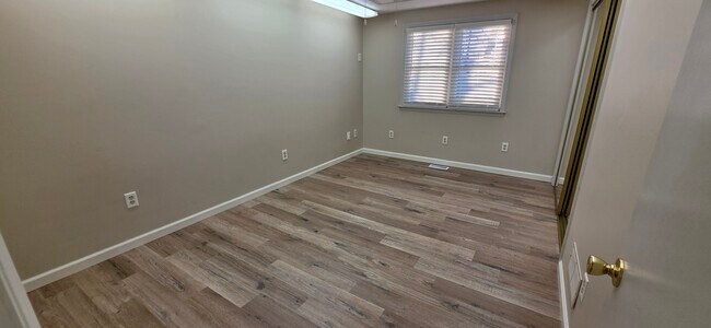 Foto del edificio - 3803 Granville Ave