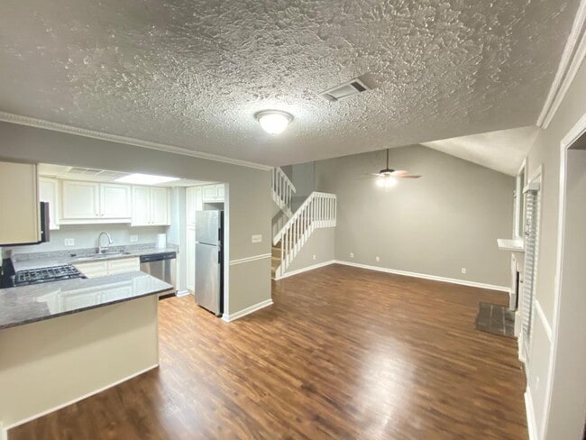 Building Photo - 1533 Planters Ridge Ln