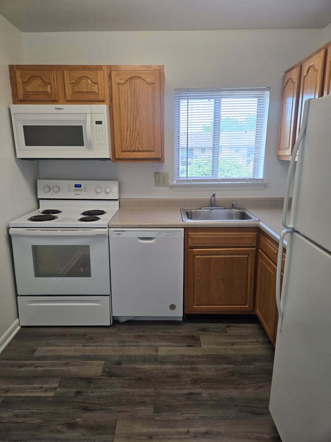 CA1-I Kitchen - Heritage Woods