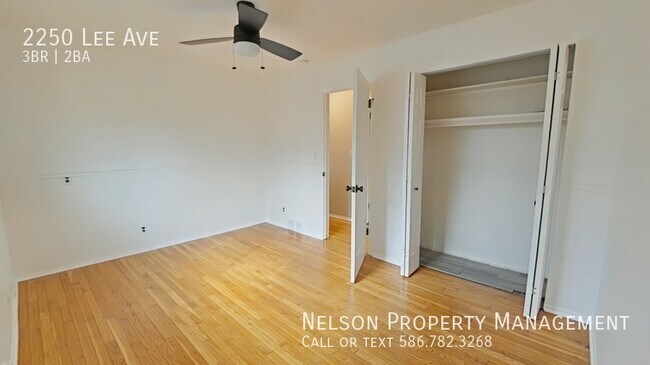 Foto del edificio - 2250 Lee Ave