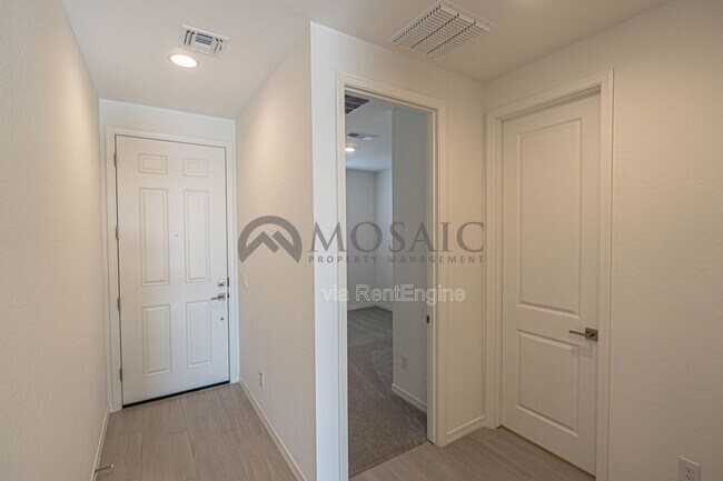 Foto del edificio - 6264 S Emery