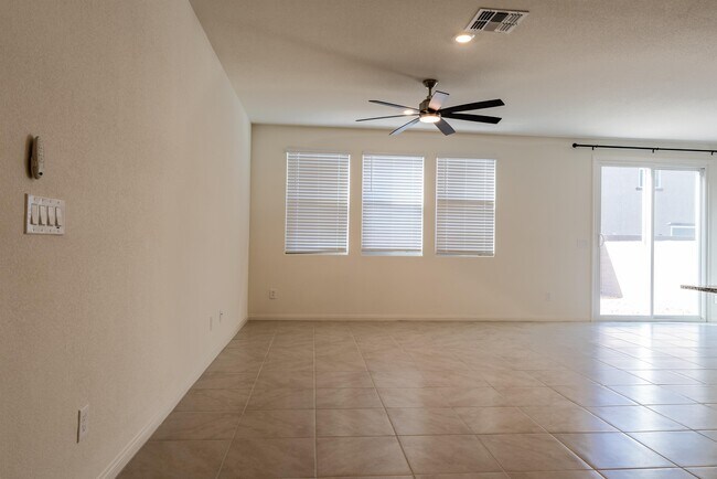 Foto del edificio - 4160 Scarlet Cob Ave