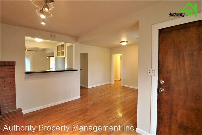 Building Photo - 2 br, 2 bath House - 5411 East Bonnyview