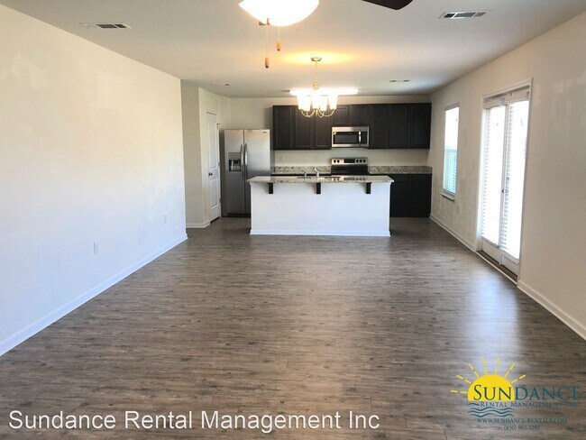 Building Photo - 4 br, 2.5 bath House - 715 Widgeon Way