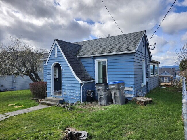 Photo - 1337 Ironsides Ave House