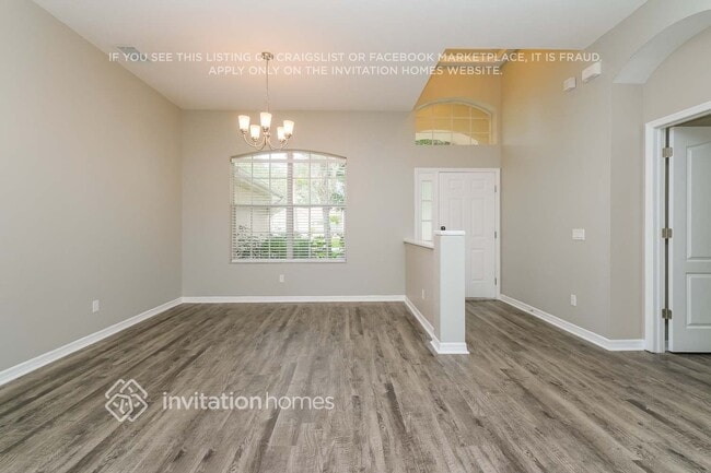 Building Photo - 479 Carriage House Ln