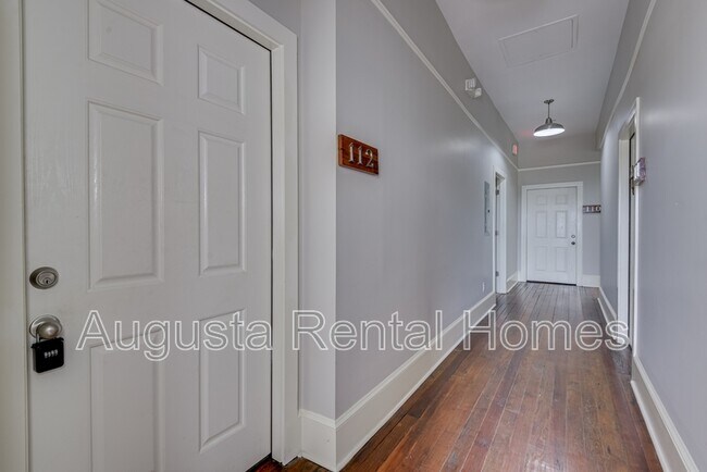 Foto del edificio - 1246 Broad St