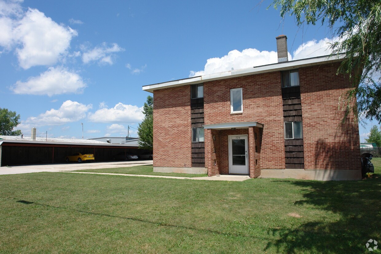 Foto del edificio - 720 Morris Ave