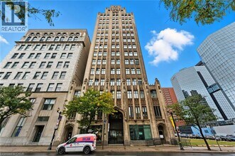 Building Photo - 36 James St S