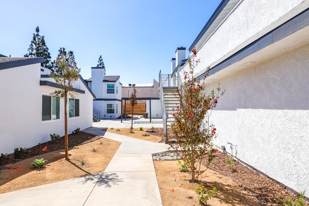 68 Apartments for Rent in Costa Mesa, CA Westside Rentals