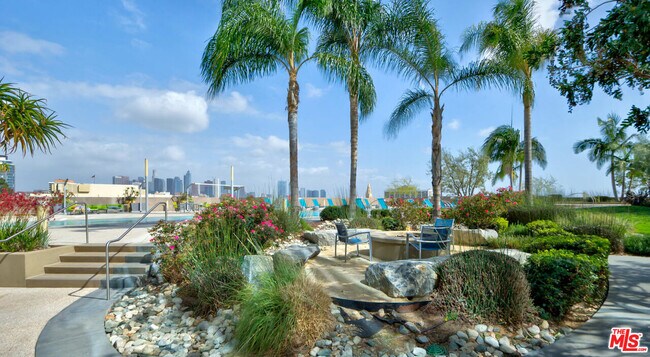 Foto del edificio - 3150 Wilshire Blvd