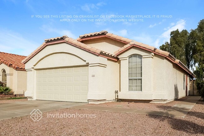 Building Photo - 12534 W Edgemont Ave