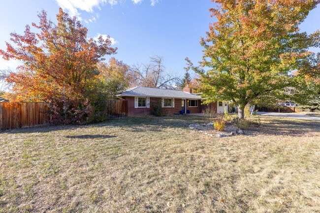 Photo - Great ranch home in the heart of Longmont!