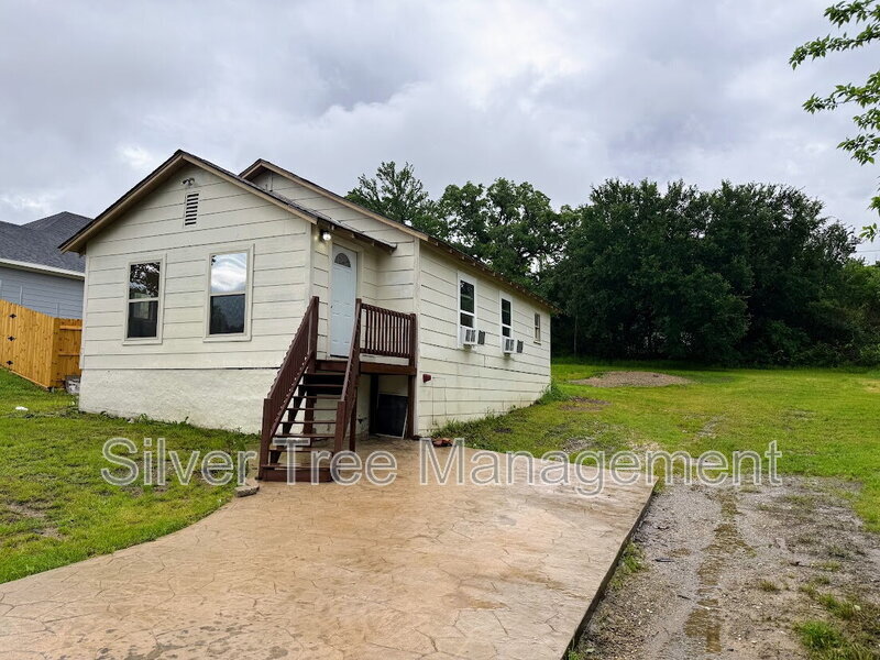 Foto principal - 506 W Parnell St
