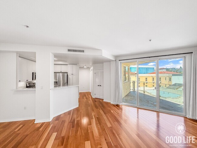Building Photo - Beautiful 1BD/1BA Condo in Little Italy W/...