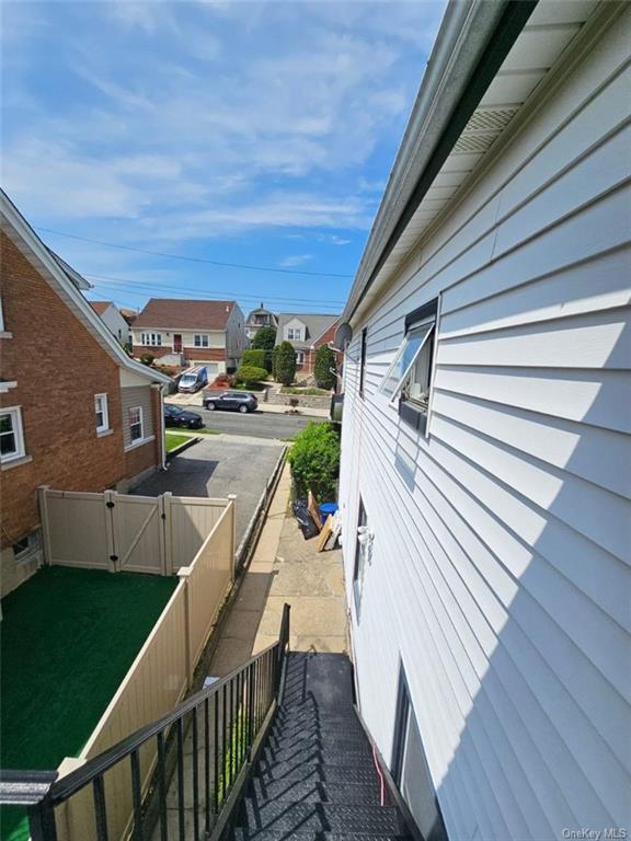 186 Briggs Ave Unit 2, Yonkers, NY 10701 Room for Rent in Yonkers, NY