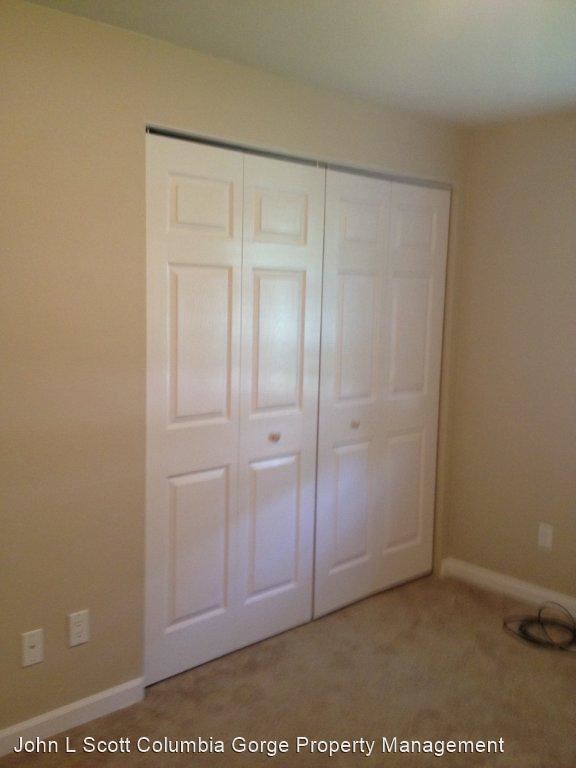 Building Photo - 3 br, 2 bath House - 717 Chinook - 1