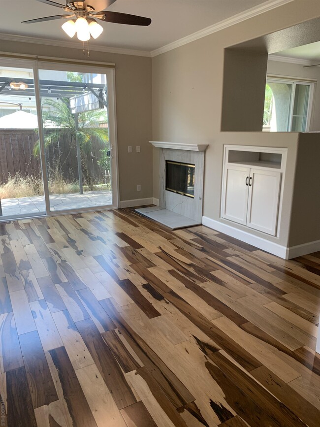 Building Photo - 2747 Brighton Ct