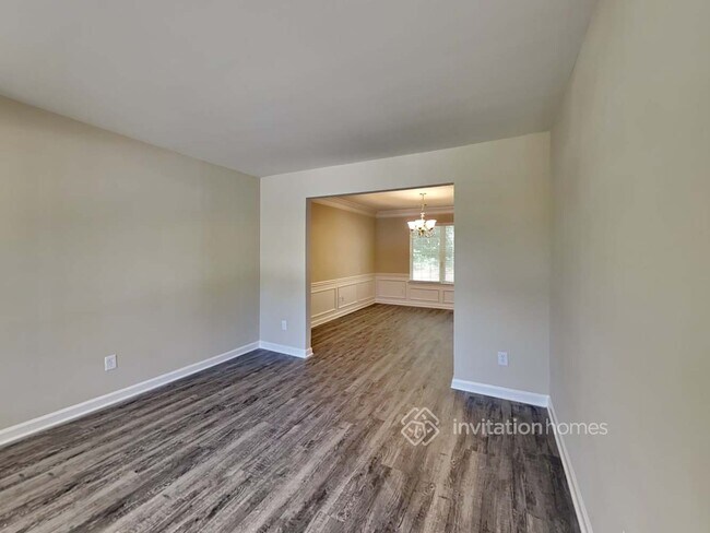 Building Photo - 2700 Tradd Ct