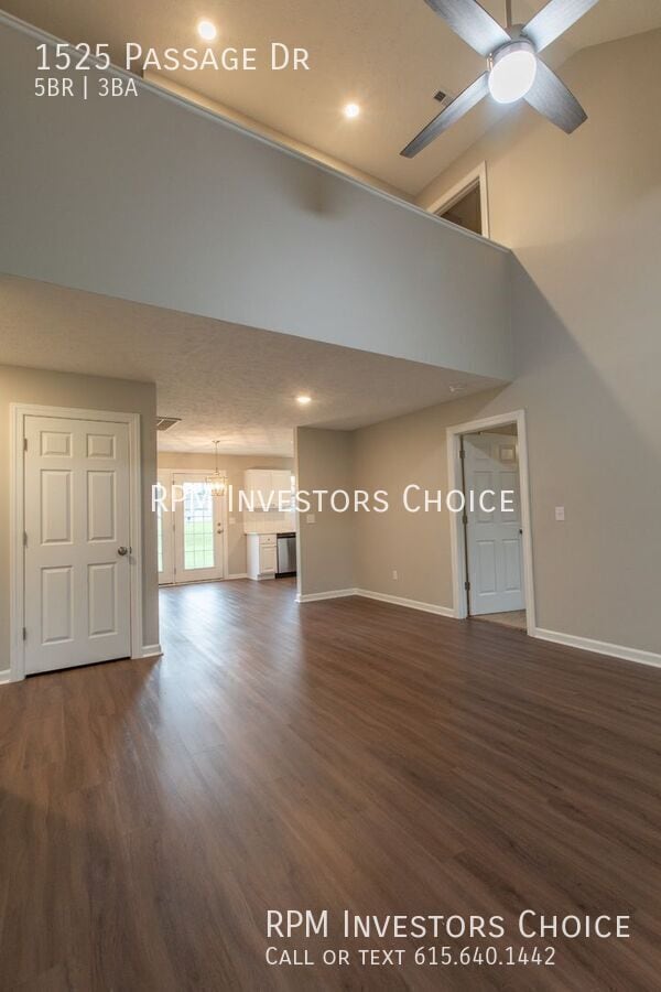 Building Photo - 1525 Passage Dr