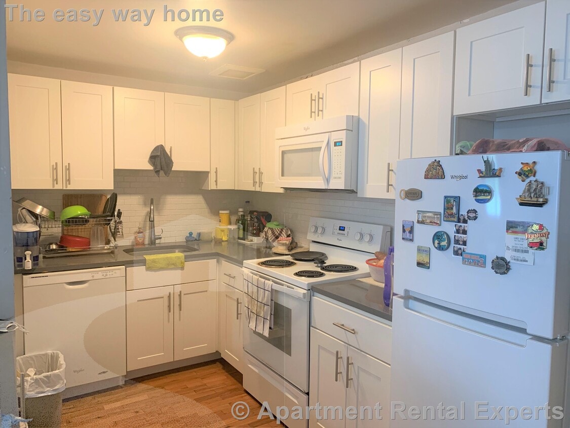 Primary Photo - 134 Summer St
