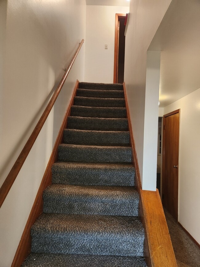Building Photo - 139 Whitestown Vlg