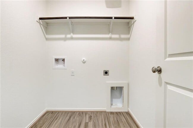 Building Photo - 5808 San Savino Dr