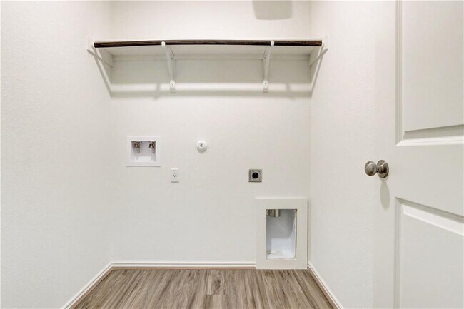 Foto del edificio - 5808 San Savino Dr