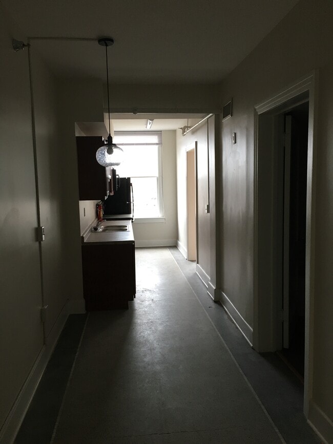 Building Photo - UB Lofts