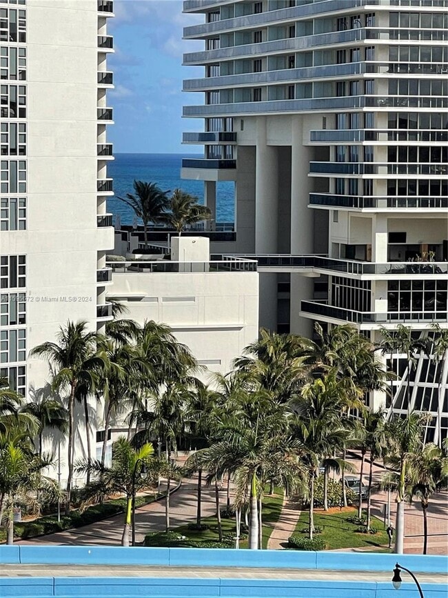 Foto del edificio - 1801 S Ocean Dr