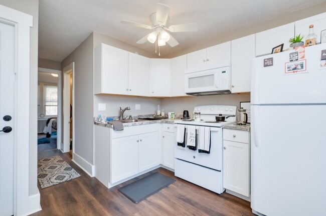 Photo - 1900 Hill Road, Unit 4 Apartment