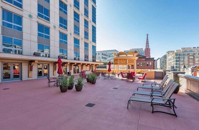 Foto del edificio - 777 7th St NW