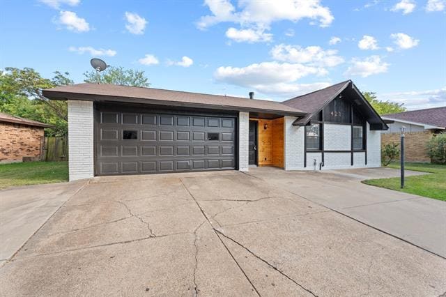 Foto del edificio - 421 Parkvale Ln