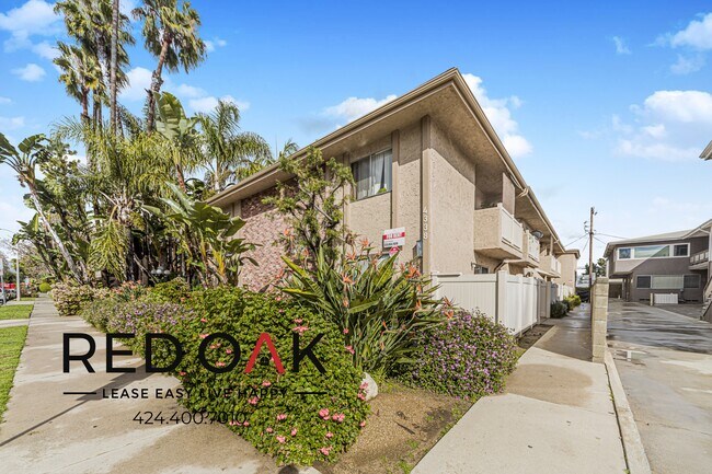 Foto del edificio - 4338 Mammoth Ave