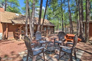 Building Photo - 695 S Adair Springs Ln