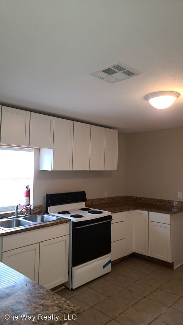 Foto del edificio - 2 br, 1 bath House - Cute Cottage! 200 Hol...