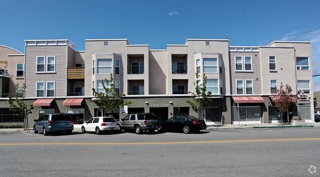 Foto del edificio - Laurel Theater Apartments