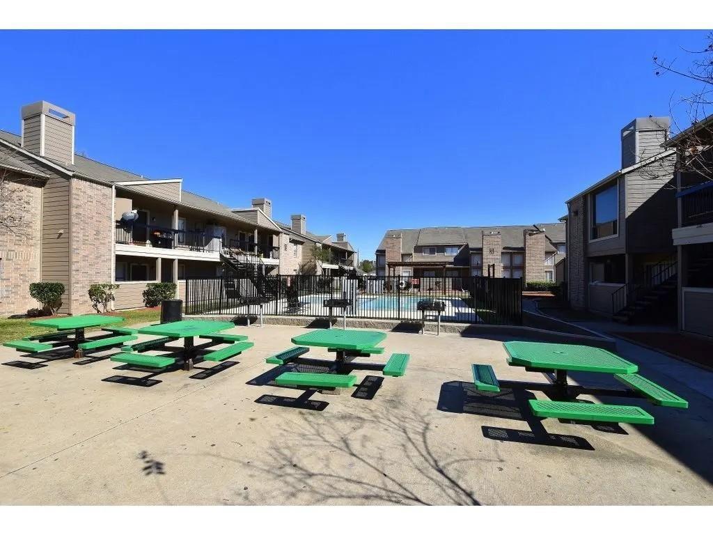 Foto principal - 17310 Kieth Harrow Blvd