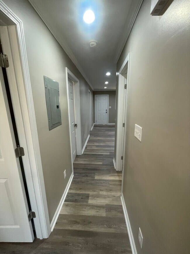 Foto del edificio - 303 Freeman St SE
