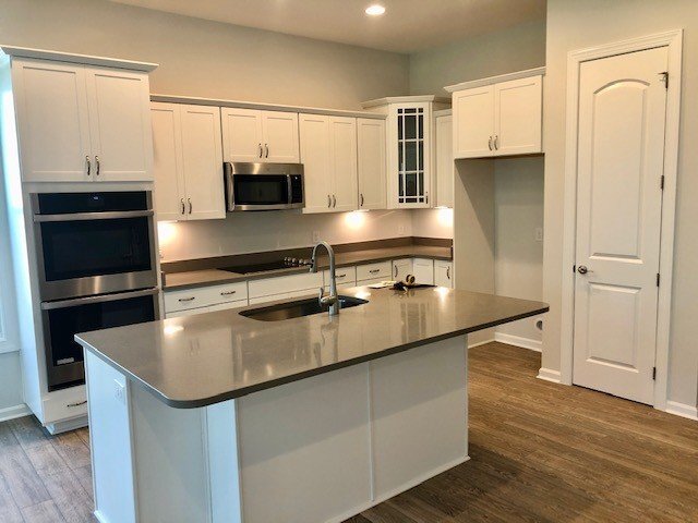 Building Photo - Hampton Lake Rental!
