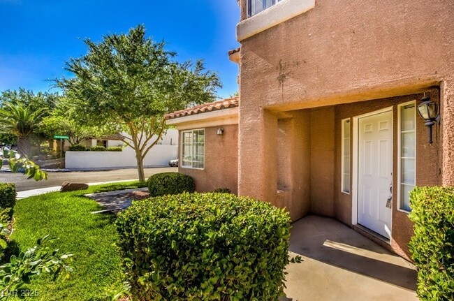 Foto del edificio - 1312 Mt Hamilton