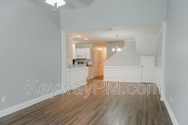 Building Photo - 1011 Coveside Trl