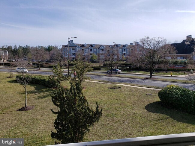 Building Photo - 308 Gatehouse Ln
