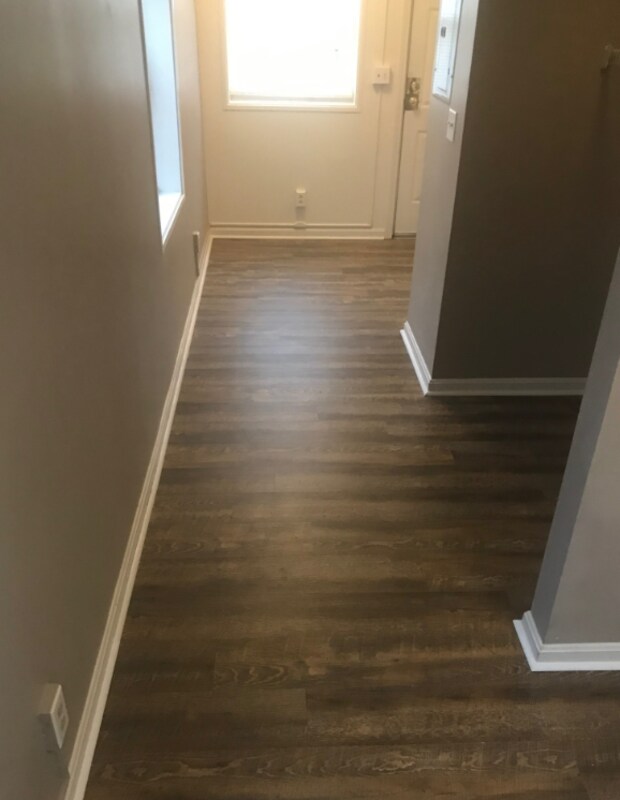 Building Photo - 1811 La Salle Pl