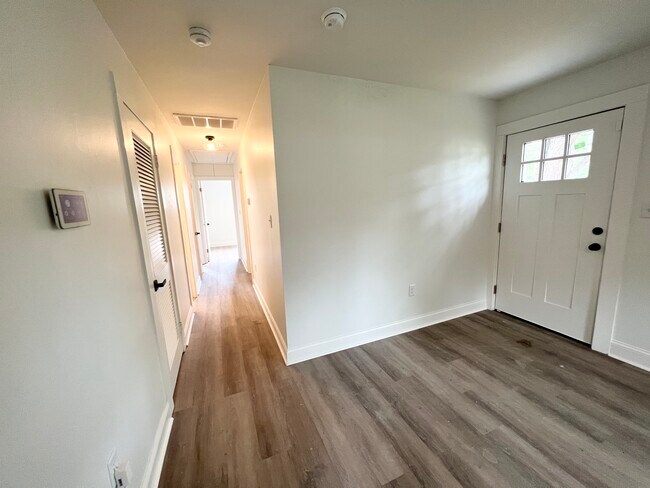 Foto del edificio - 5406 Limestone Dr