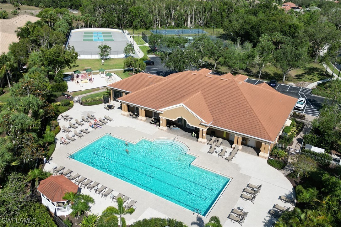 Foto del edificio - 9801 Foxhall Way