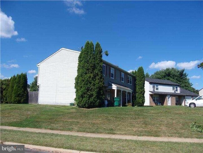 Building Photo - 4552 Laurence Ct