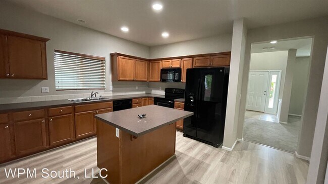Foto del edificio - 3 br, 2.5 bath House - 16118 166th Ave SE