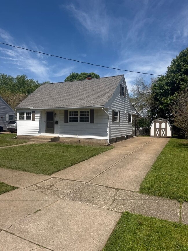 Building Photo - 1434 W 39th St